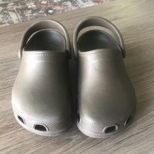 Crocs Brown Women’s 8 Men’s 6